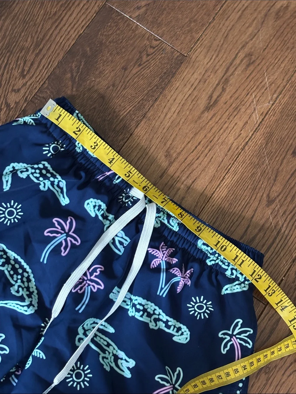 CHUBBIES The Neon Glades Stretch Swim Trunks size XS